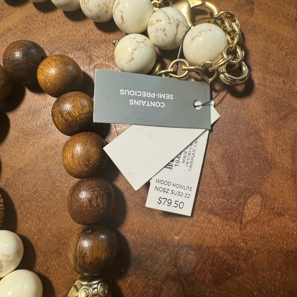 Chico’s Howlite and Wood Long Necklace NWT - Picture 5 of 7